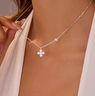 Double Lucky Four-leaf Clover Pendent Necklace for Women Cute White CZ Flower Stackable Chain Fashion Wedding Jewelry Gift