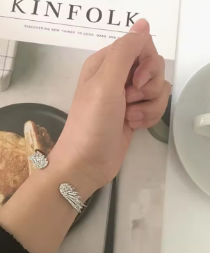 Korean Silver Color Angel Wing Cuff Bracelet For Women Exquisite Crystal Feather Adjustable Bracelet Wedding Jewelry Gifts
