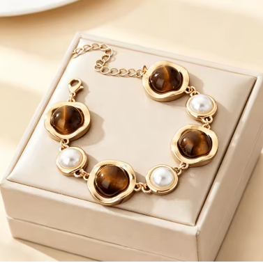 1pc Bohemian Style Adjustable Oval Cat-eye Women's Bracelet Vintage Metal Bracelet Accessory Daily Handmade Party Jewelry Gift