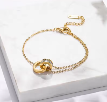 Luxury Gold Plated Stainless Steel Dazzling Zircon Bracelet for Women Girls Roman Number Design Fashion Charm Party Jewelry Gift