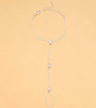 Bohemia Shiny Rhombus Crystal Bracelet for Women Simple Thin Chain Finger Bracelet Jewelry Accessories Gift 2025 New